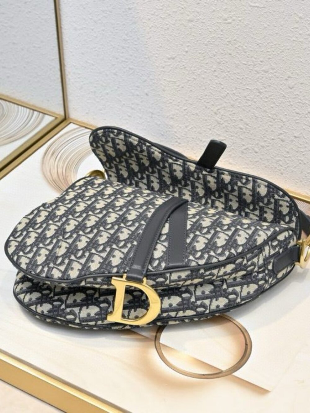 Christian Dior Dior Saddle Bag Oblique Handbag - Picture 6 of 8